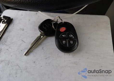 2016 Toyota Sienna Le 8 Passenger из США, поврежденный, VIN 5TDKK3DC2GS706077